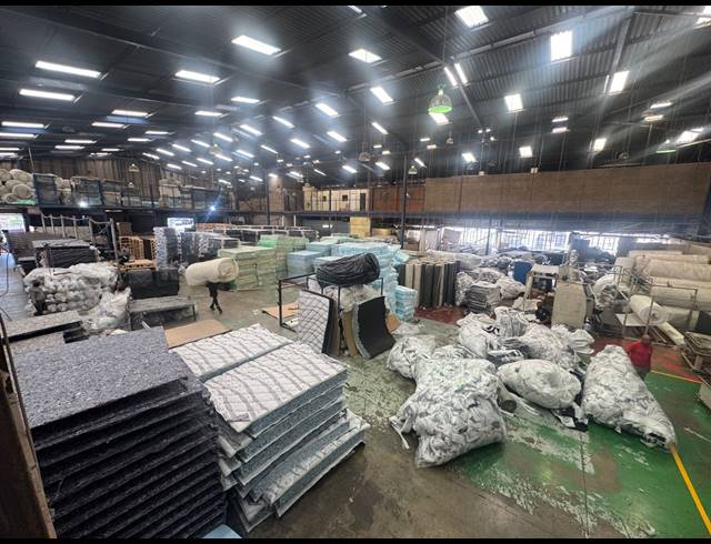 2,900M² WAREHOUSE TO LET IN KEW INDUSTRIAL